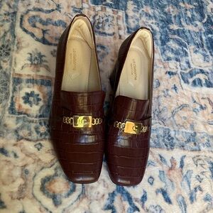 New Liz Claiborne Burgundy Croc-Embossed Loafers with Gold Accent